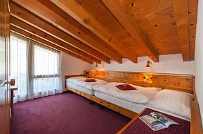 T3 Hotel Mira Val