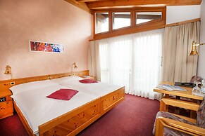T3 Hotel Mira Val