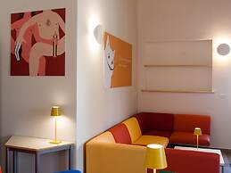 Lobby Collective Hostel