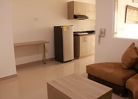 Apartasuites La Flora