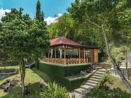 The Hawk's Nest Resort