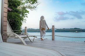 The Hawk's Nest Resort