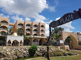 Alis Plaza