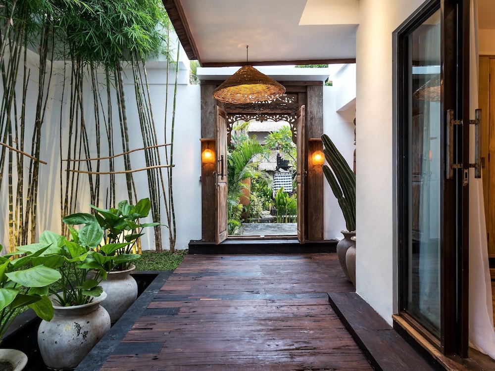 Villa Metisse by Villa Finder
