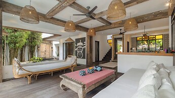 Villa Metisse by Villa Finder
