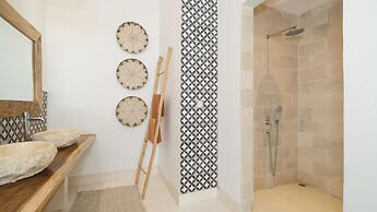 Villa Metisse by Villa Finder