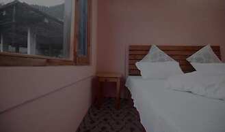 Jibhi Cottage