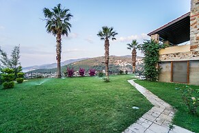 Villa Torba Bay by EvTatilim