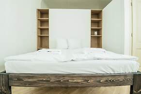 Charles Bridge Economic Hostel