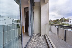 L'Aziz Suites