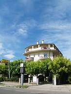 Hotel Moderno