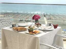 Fishta Hotel