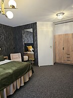 Samantta Hotel & Restaurant
