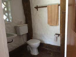 Diani Banda Cottages