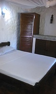 Diani Banda Cottages