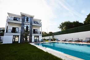 Ruwais Hotel