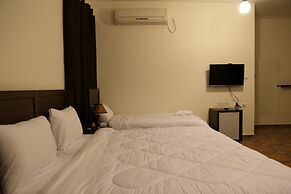 Orient Motel