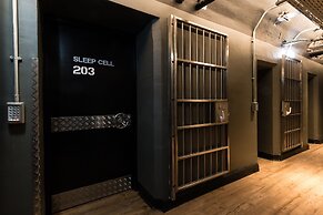 CODE - The Court, Edinburgh