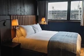 CODE - The Court, Edinburgh