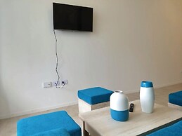 Independencia 1302 6E by HB