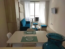 Independencia 1302 6E by HB