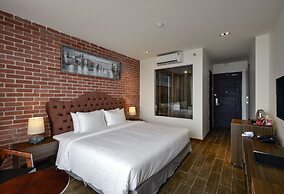 The Marron Hotel