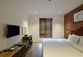 The Marron Hotel