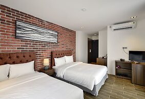 The Marron Hotel