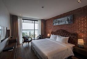 The Marron Hotel
