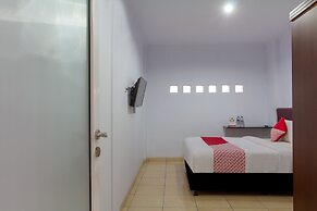 OYO 645 Griya Mas Syariah