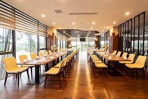 Eagle Hotel