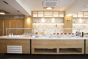 Dafni Plus Hotel