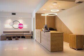 Dafni Plus Hotel