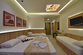 Dafni Plus Hotel
