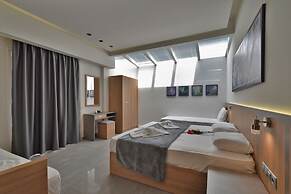 Dafni Plus Hotel