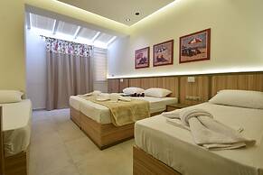 Dafni Plus Hotel