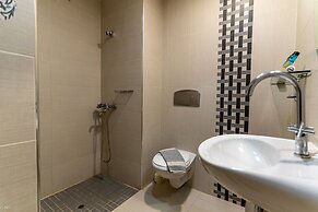 Dafni Plus Hotel
