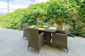 Apartments Salona