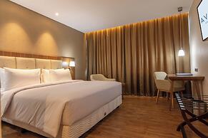Avenzel Hotel & Convention Cibubur