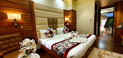 Hotel Makhan Residency