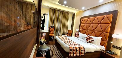 Hotel Makhan Residency