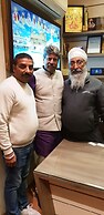 Hotel Makhan Residency