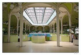 Le Riviera