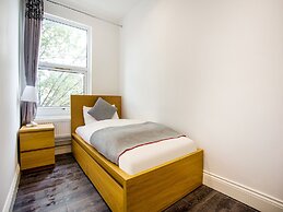 The Broadway Hotel - London Heathrow