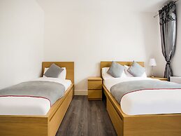 The Broadway Hotel - London Heathrow