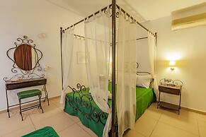 Esperides Hotel