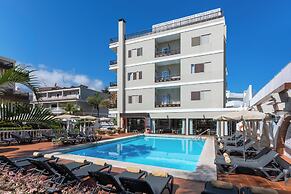 Hotel Don Manolito