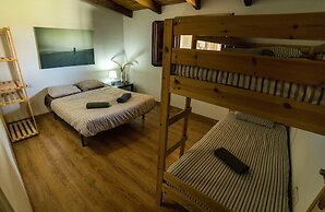 Twin Fin Surf Camp - Hostel