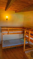 Twin Fin Surf Camp - Hostel