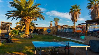 Twin Fin Surf Camp - Hostel